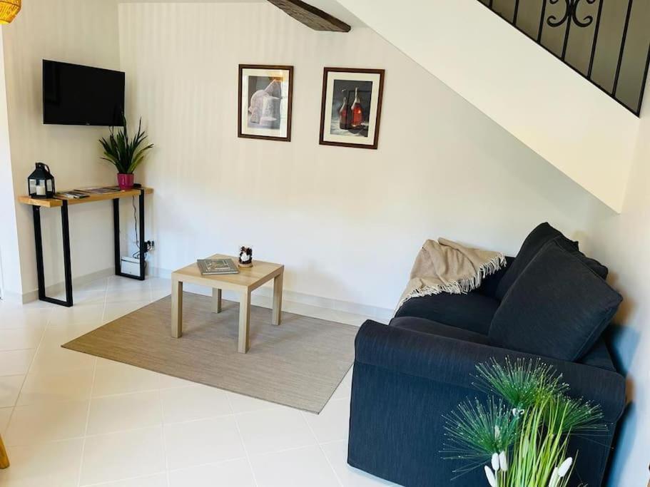 Gite Cosy A Chambly Exteriör bild